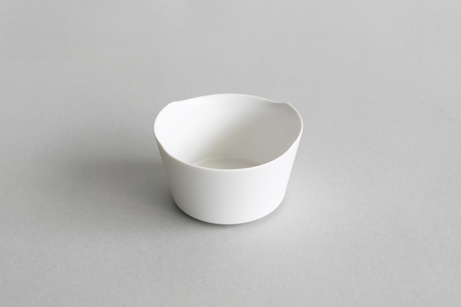 yumiko iihoshi porcelain - 一日碗(M) 百合白