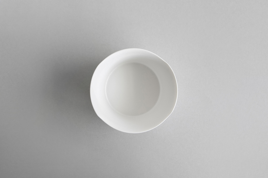 yumiko iihoshi porcelain - 一日碗(M) 百合白