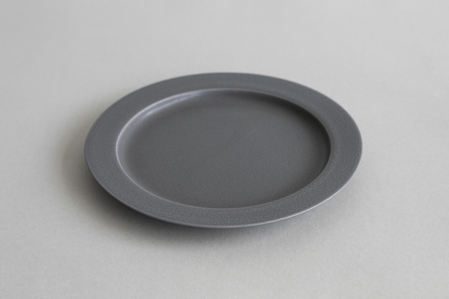 yumiko iihoshi porcelain - 一日盤 午後22cm/雨天灰