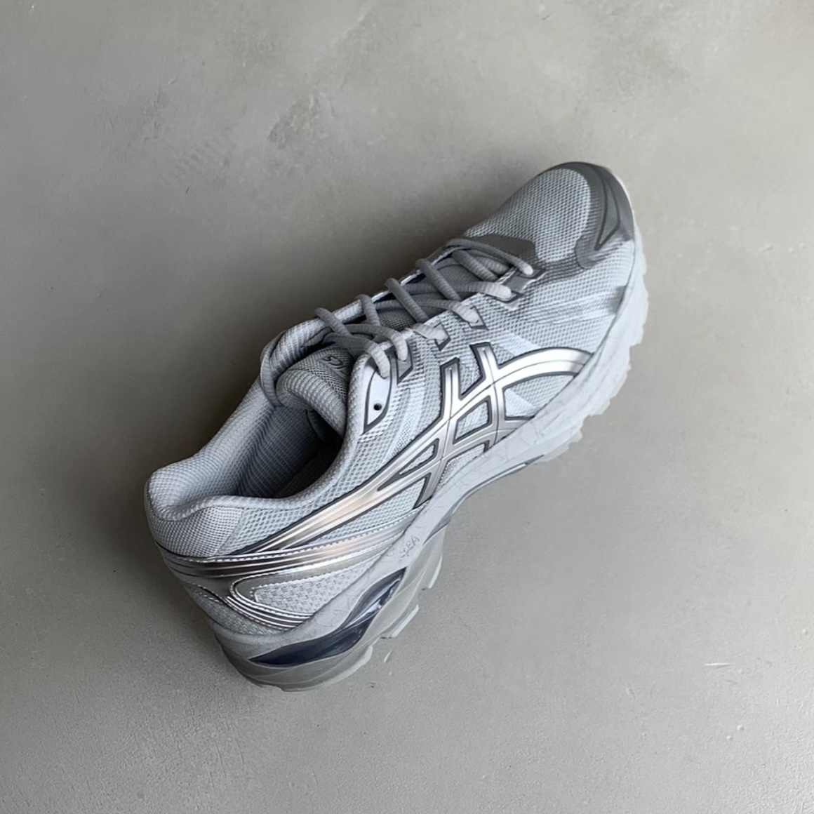 asics dad shoes