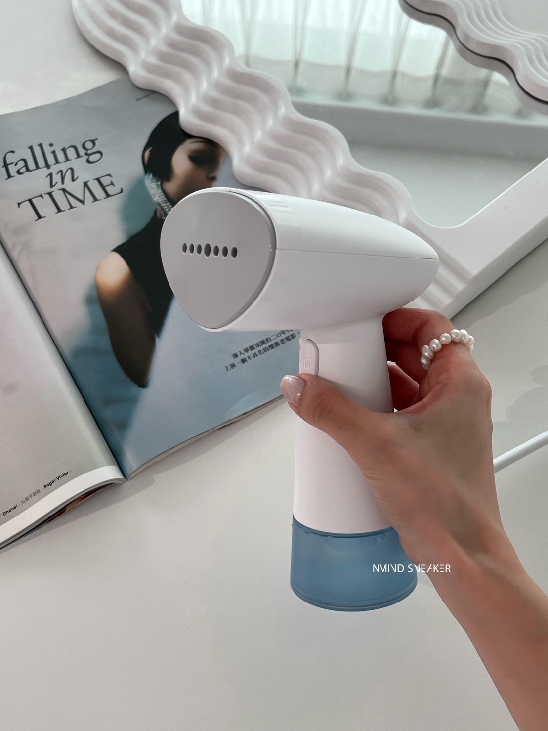 <快速出貨> Philips飛利浦 手持迷你輕巧掛燙機