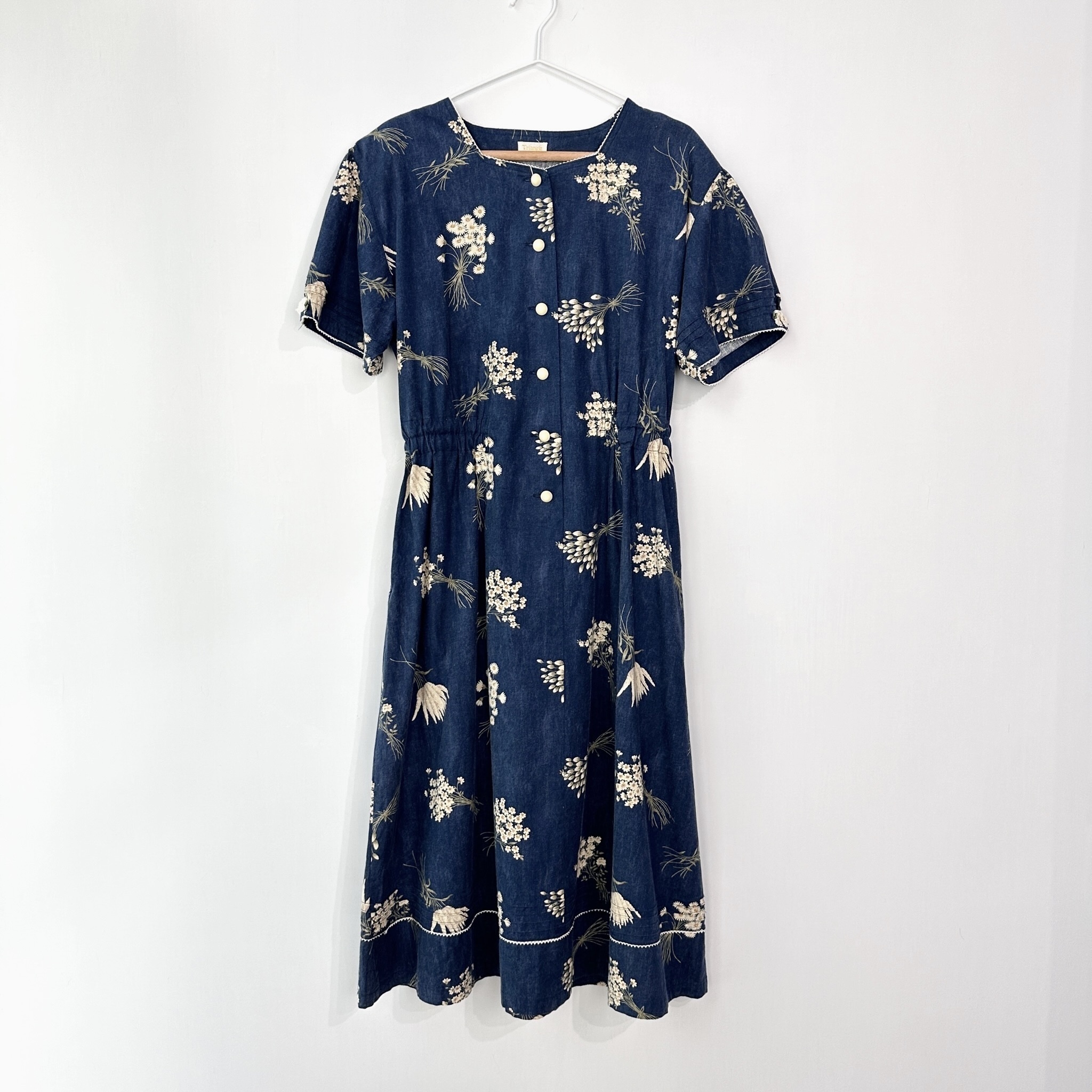 深藍色雛菊圖案牛仔連身裙