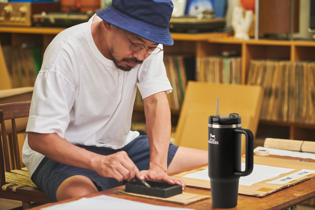 Taiwan STANLEY x NAIJEL GRAPH hand-painted joint straw cup 0.88L