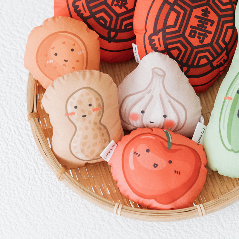 【獨家原創設計】手繪澎澎蔬果&紅龜粿組合 | 抓周道具 (接單訂製品)