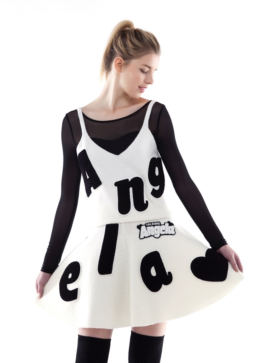 女款 M8/ 3折起 韓日流行品牌TalkTom/ 春秋款 可愛羊毛針織繡花標誌短版背心/Lettering knit crop bustier