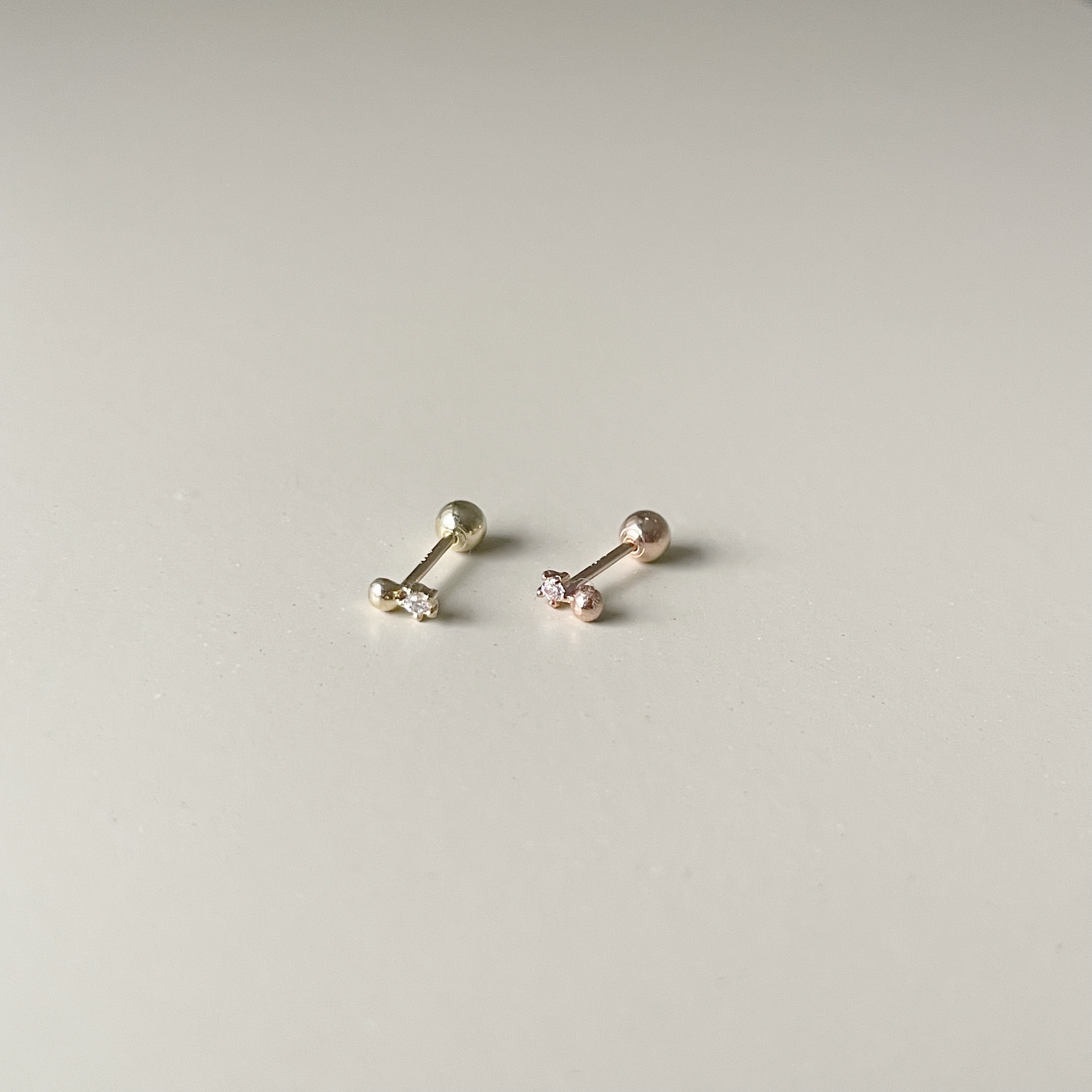 14k小珠六爪鋯石轉珠耳環(單)