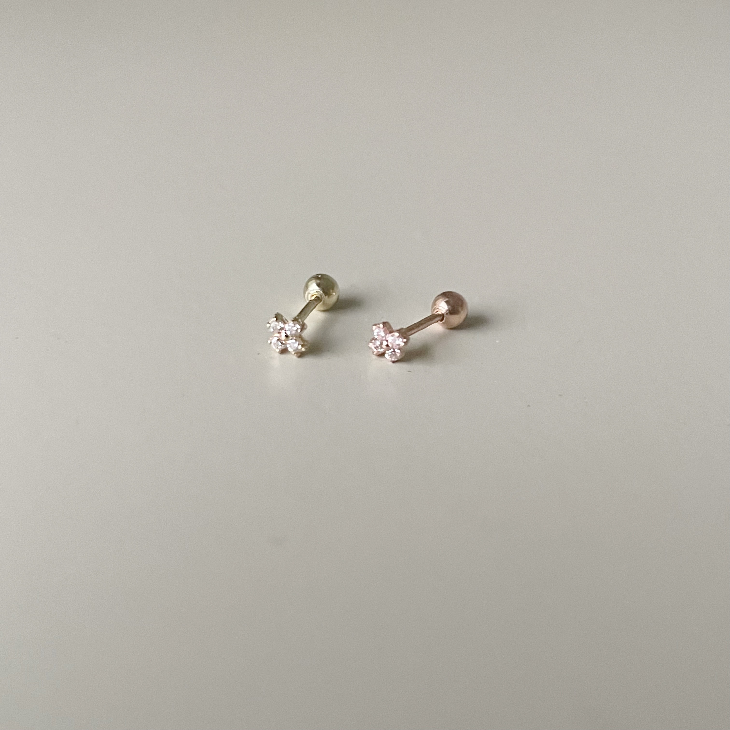 14k Mini cross鋯石轉珠耳環(單)