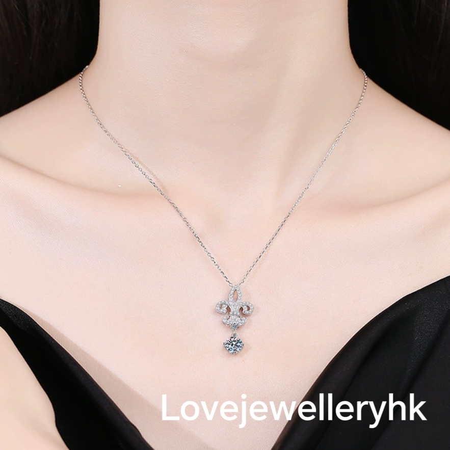 莫桑鑽大皇冠吊咀   P1C005