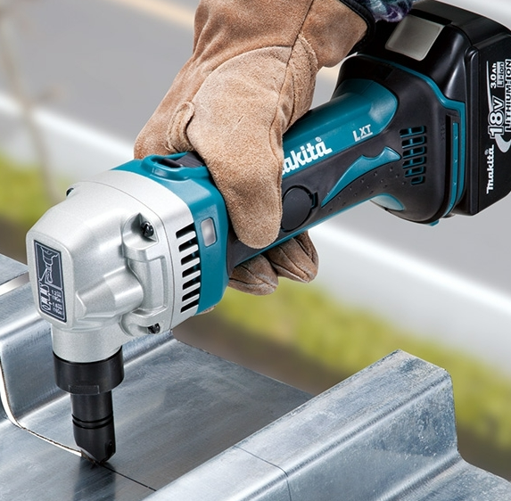 "MAKITA"牧田牌 充電式電衝剪1.6mm(鋰18V)