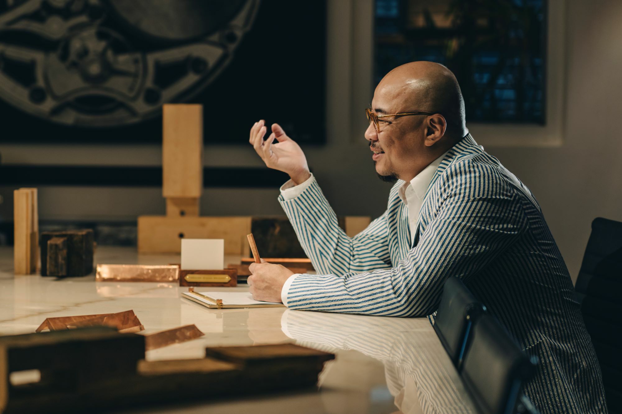 建築師林彥穎體驗物外日本工藝系列「蘭紋錺金具鋼珠筆」