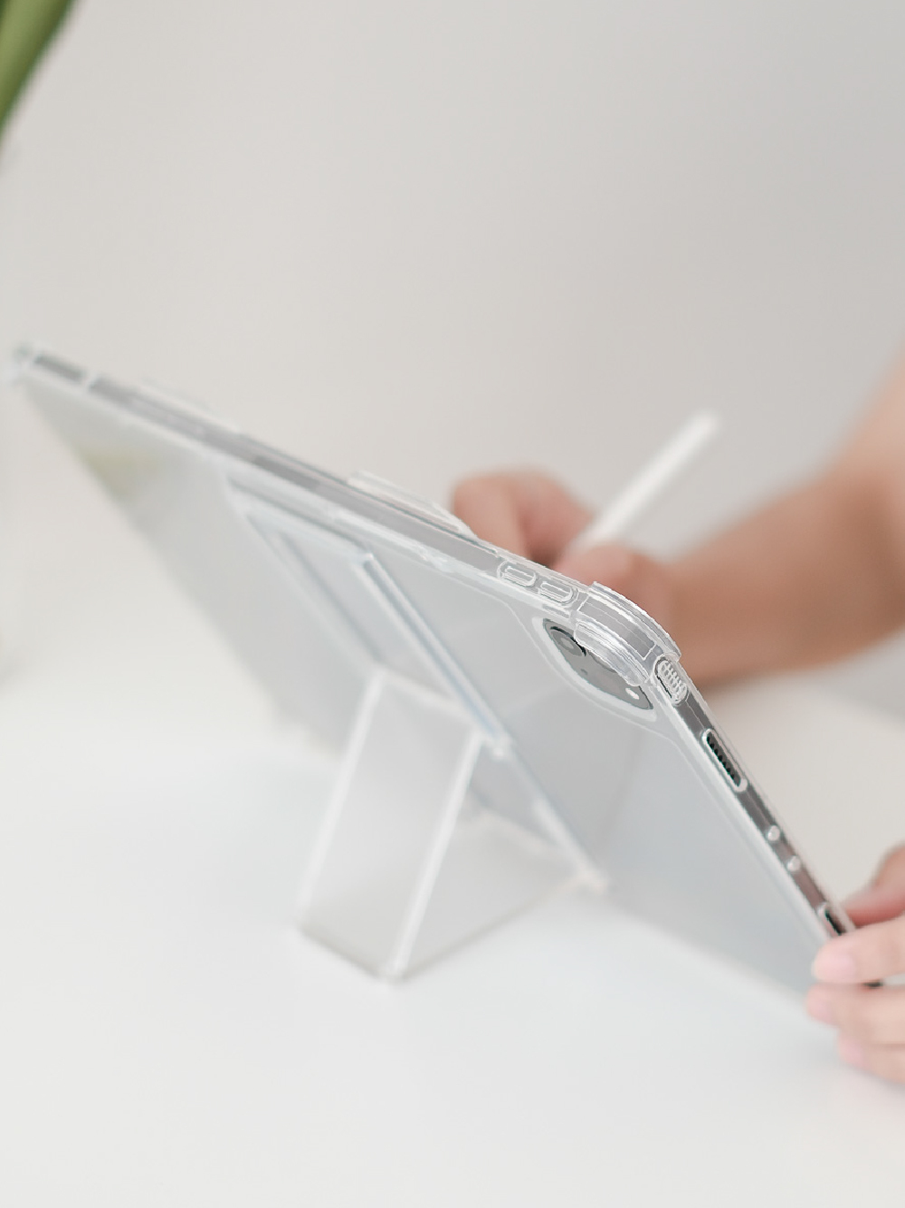 araree Apple iPad 抗震支架保護殼 ( 適用 11吋 / 12.9吋 )