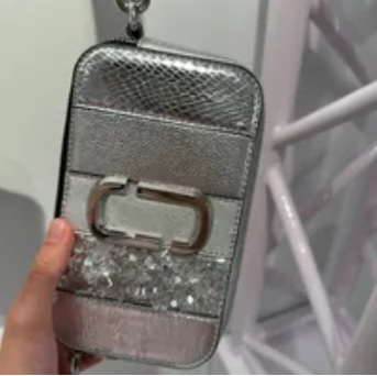 [S] MARC JACOBS H113L01FA21 THE SNAPSHOT METALLIC STRIPED BAG,SILVER,SILVER, 191267939926 (SMJ169)