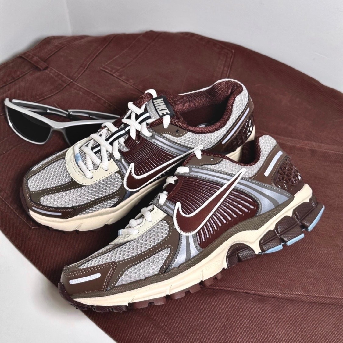 Nike Air Zoom Vomero 5 可可棕 女鞋 緩震運動鞋 慢跑鞋 復古風