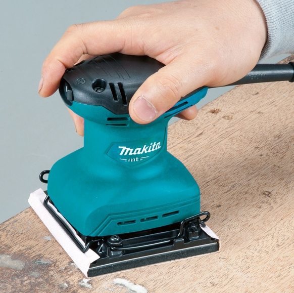 "MAKITA" 牧田牌MT系列 112mm 平板砂紙機