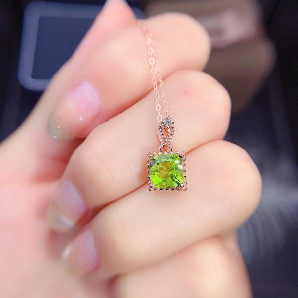 925銀吊墜 新款天然橄欖石