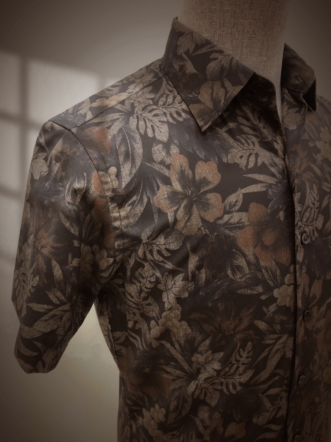 黑色印花短袖襯衫-亮晶晶03