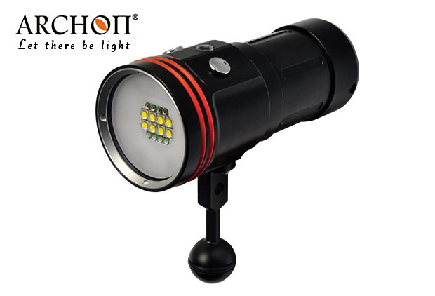 ※奧瞳 D36V II 潛水攝影手電筒 (附電池)