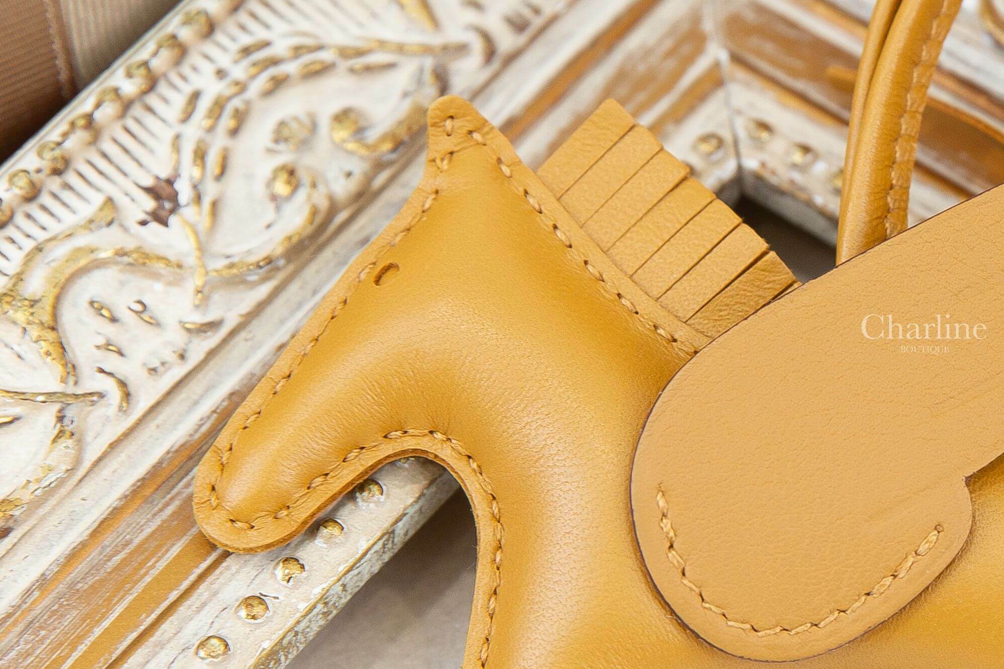 Hermès Rodeo PM Pegase 餅乾色小型飛馬吊飾