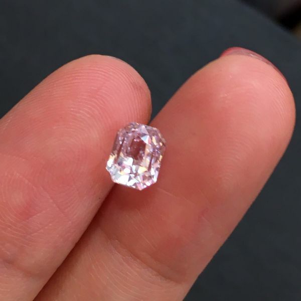 1.58克拉無燒黃藍寶