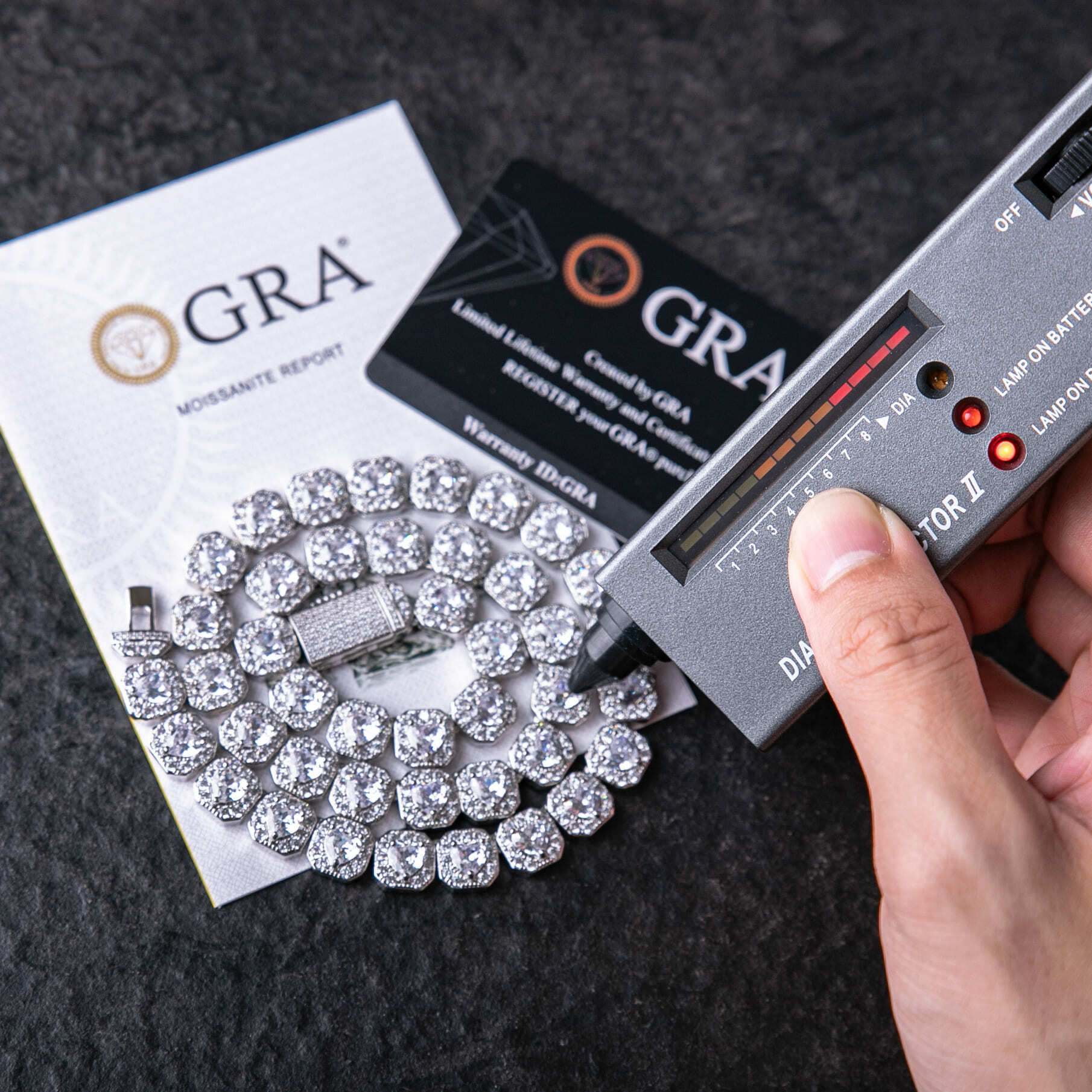 925純銀莫桑石12mm滿鑲冰糖梅花項鍊