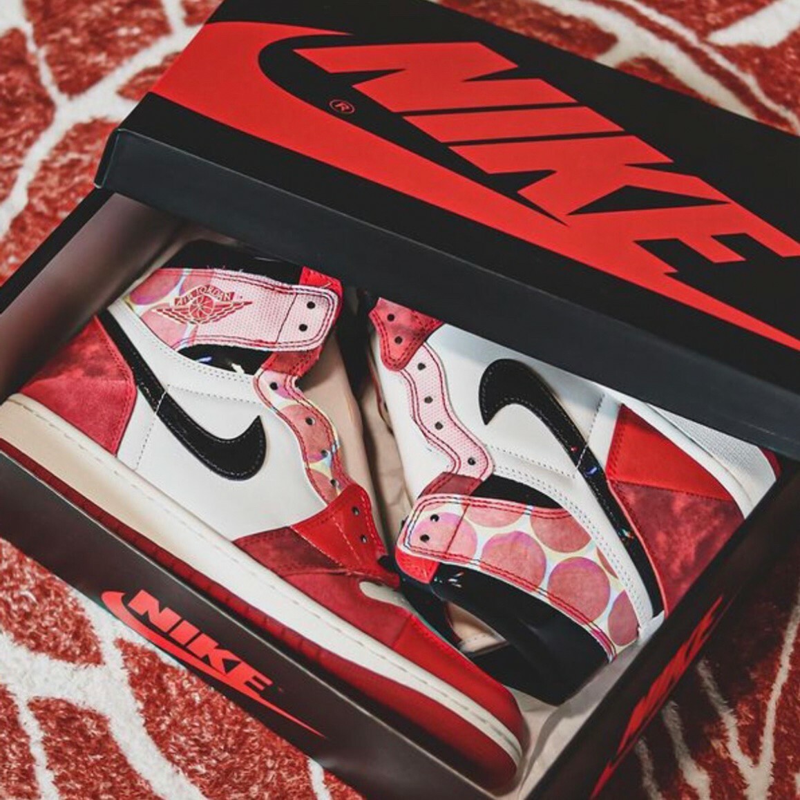 Nike Air Jordan 1 High OG 高筒 AJ1 蜘蛛人 紅白黑 芝加哥 DV1748-601