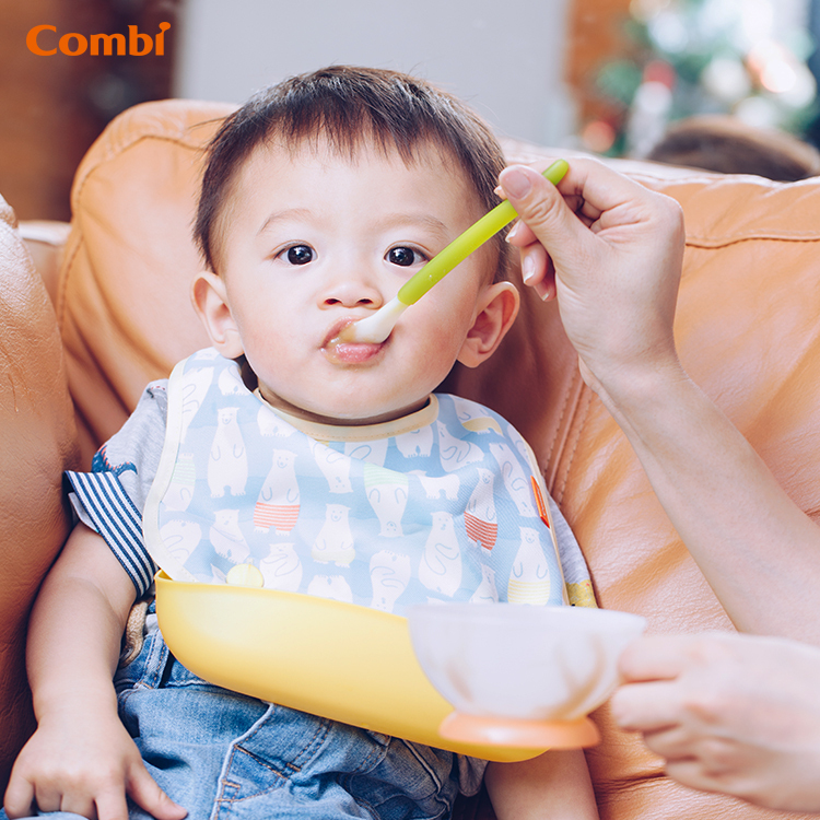 【日本製】 可拆式防油污圍兜 (粉藍北極熊) -114061