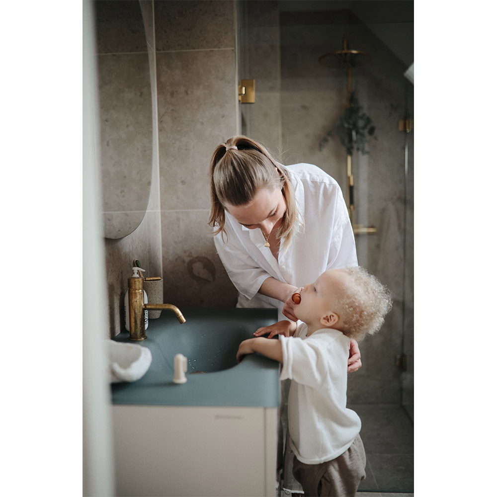 美國mushie 矽膠指套牙刷-Tradewinds／Stone