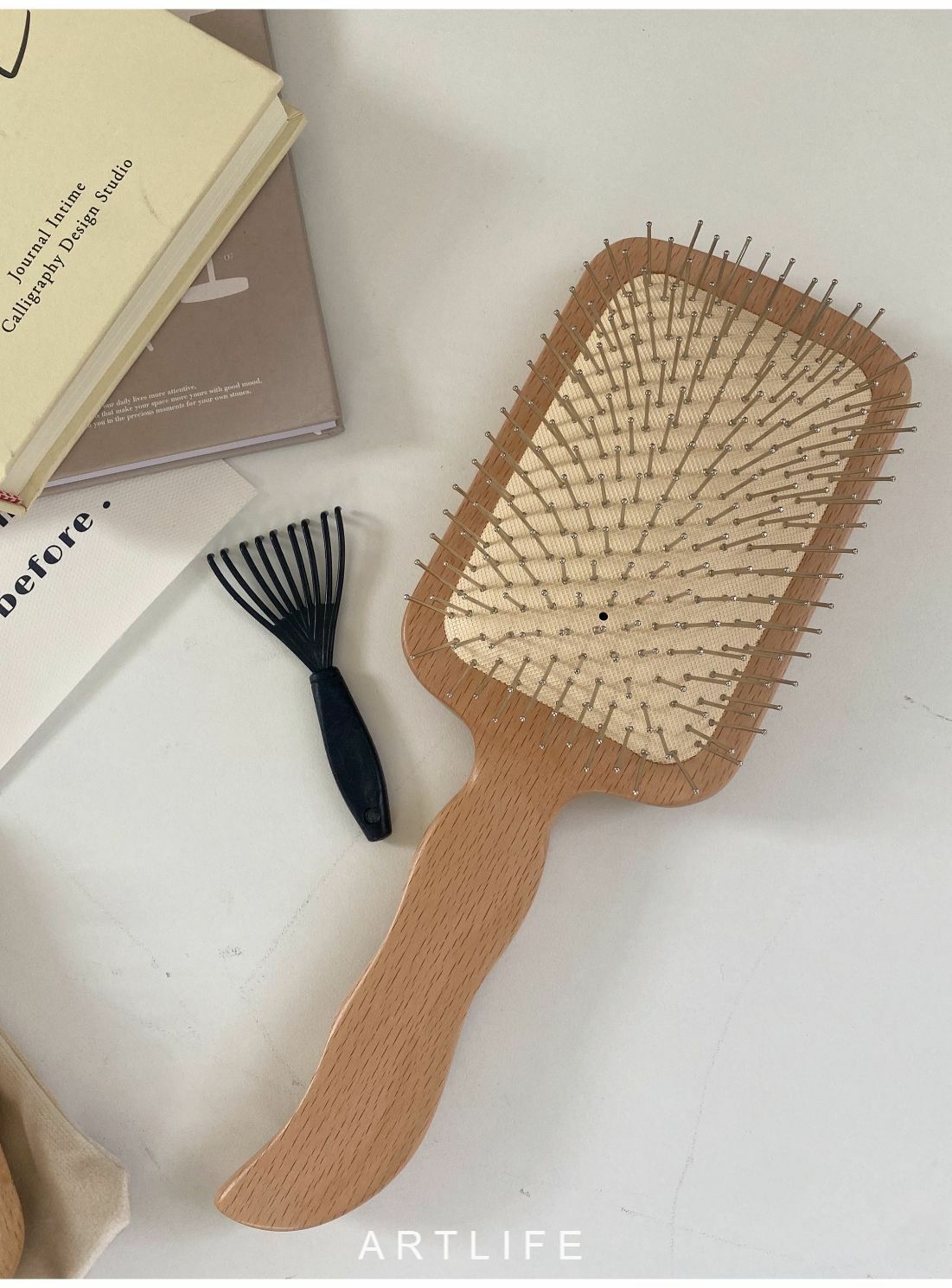 超好用 鋼針氣墊按摩梳