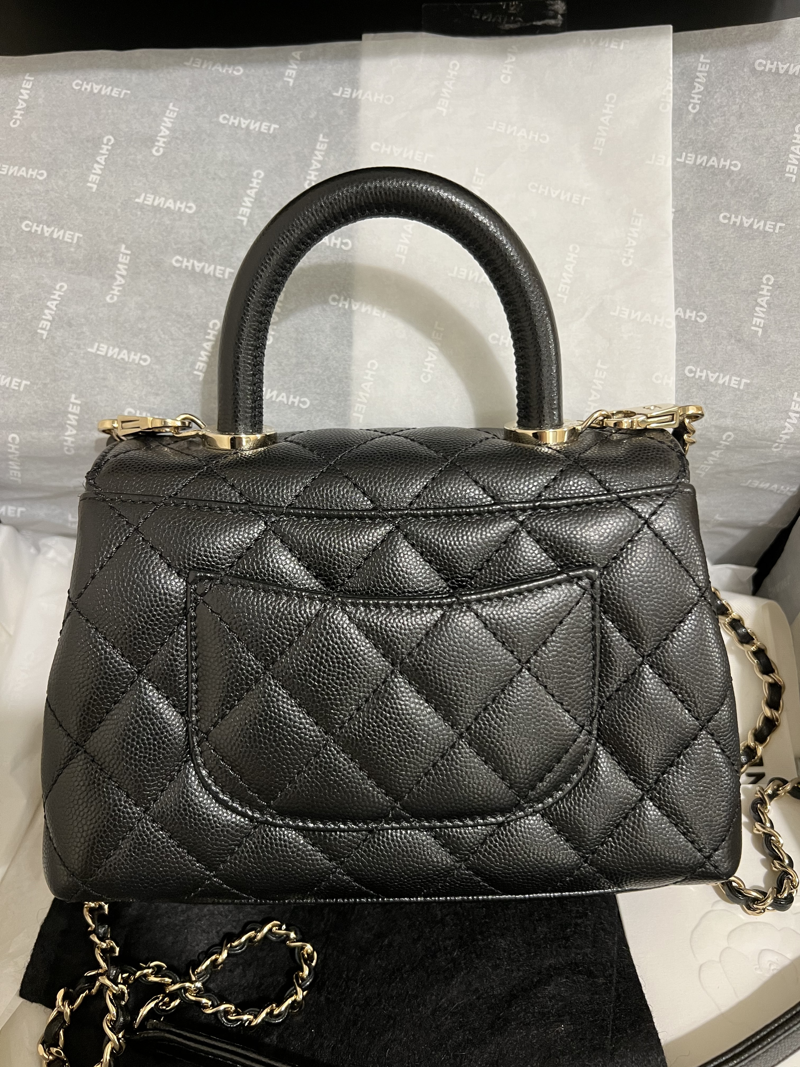 Chanel coco handle mini (black caviar/ champagne gold)