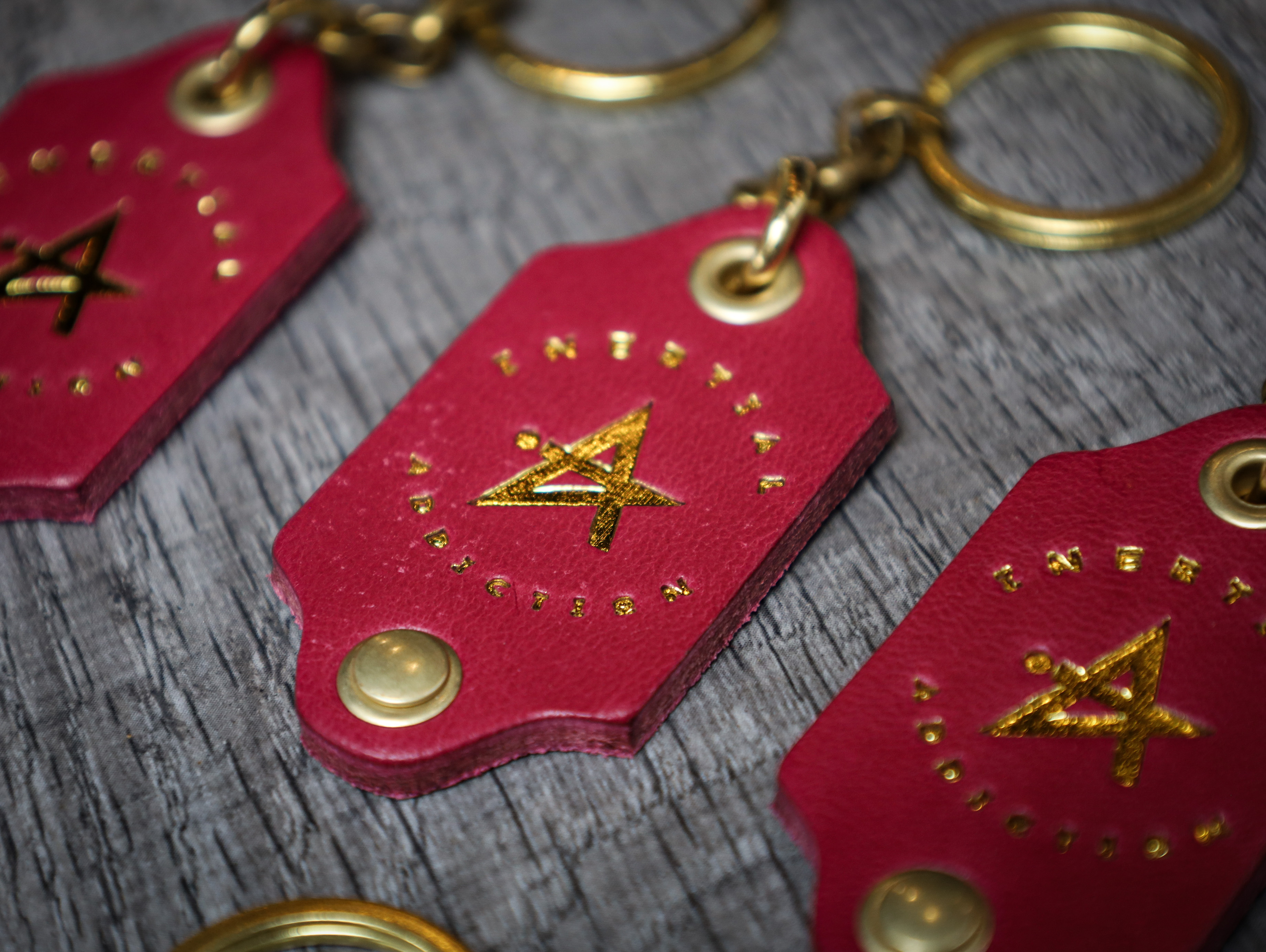 【慣性成癮 InertialAddiction】Logo 鑰匙圈