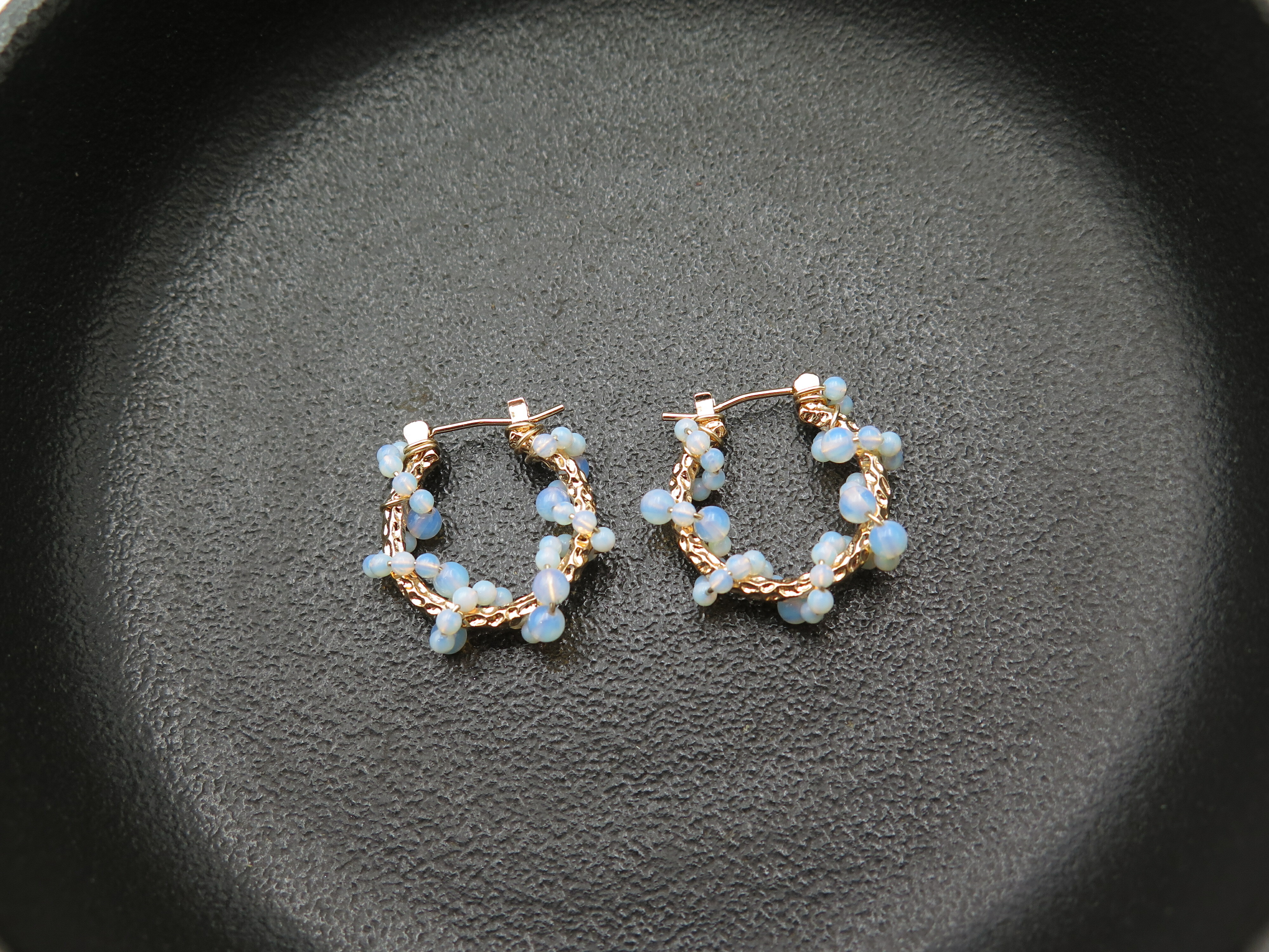 COLE COOL天然蛋白石14KGF花環耳圈耳環