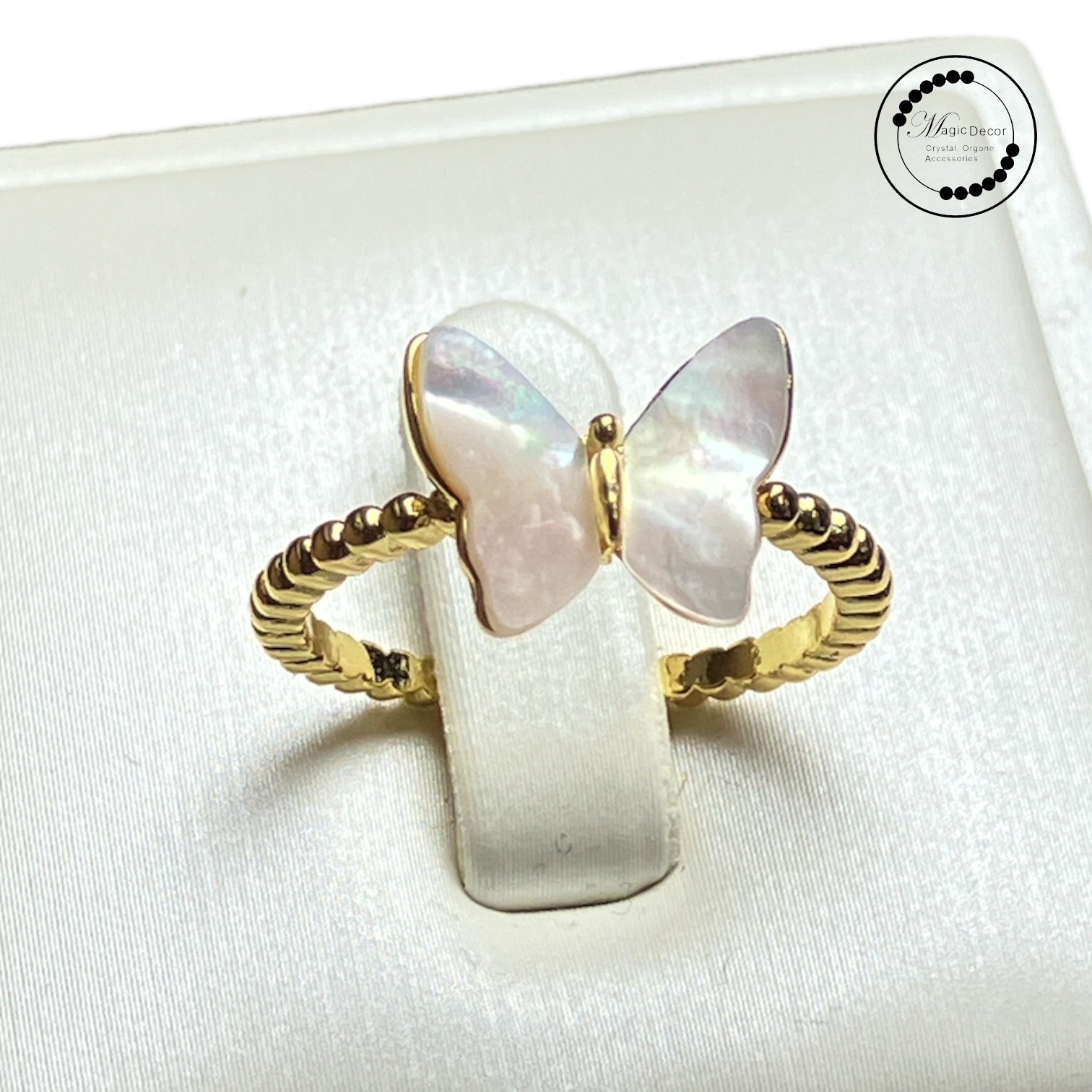 250809 - C22 白貝母蝴蝶金色半銀開口戒指