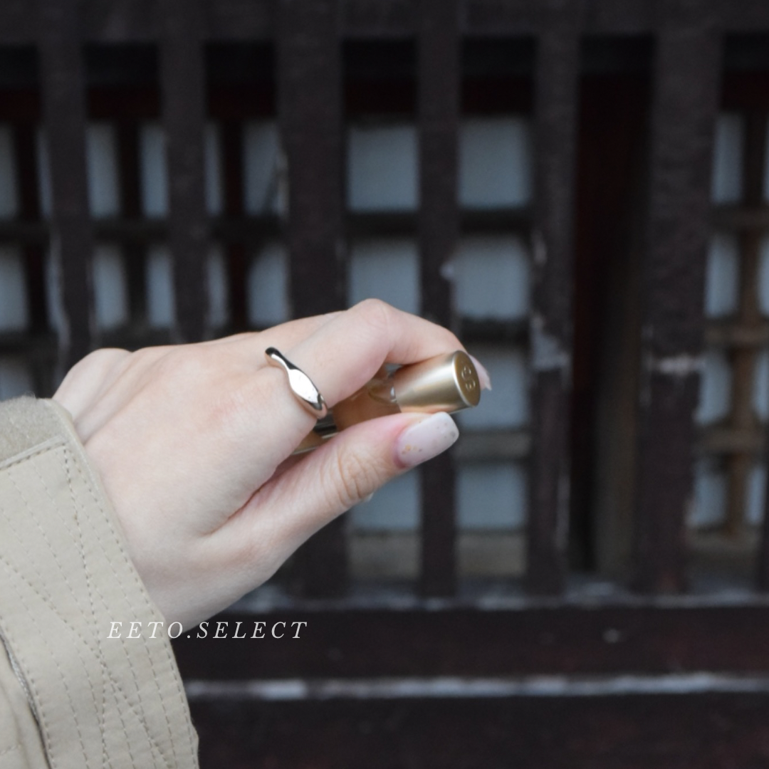 ete 米金色波浪戒指