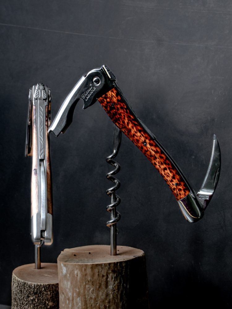 CHATEAU LAGUIOLE | France handmade corkscrews
