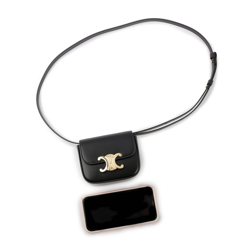 【CELINE】Triomphe 光滑小牛皮迷你斜背包(黑色) 10I513DPV.38NO