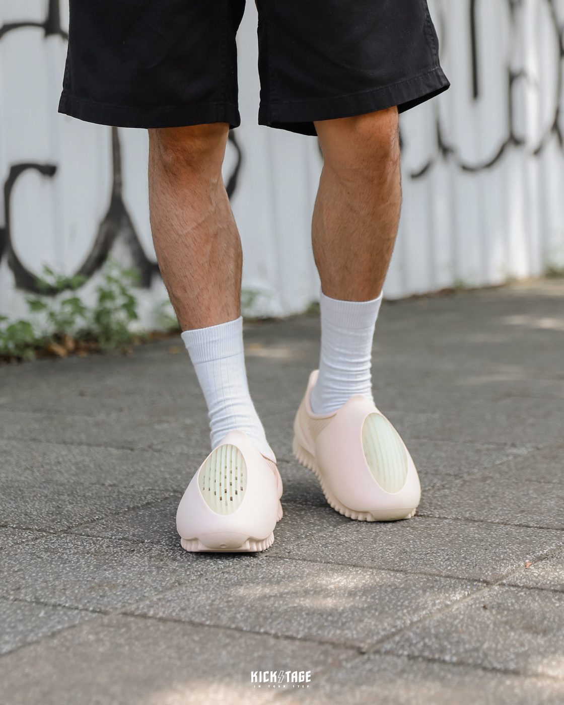 [特價售出無退換] GENEGG FOAM RUNNER Valentine's Day 粉色 七夕情人節 鯨之美 流線 透氣 機能水鞋 沙灘鞋 雨鞋【GW-004】25VD