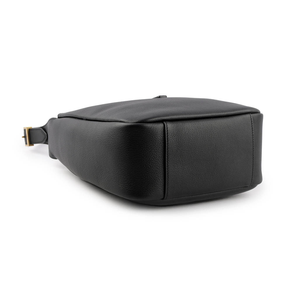 【YSL/ Saint Laurent Paris】LE 5 A 7 Hobo 小牛皮小款肩背包(黑色) 713938 AAAUQ 1000