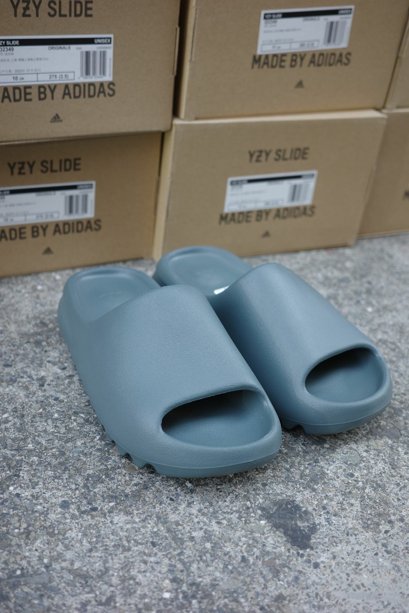 Adidas Yeezy slide “slate marine ” 灰藍ID2349