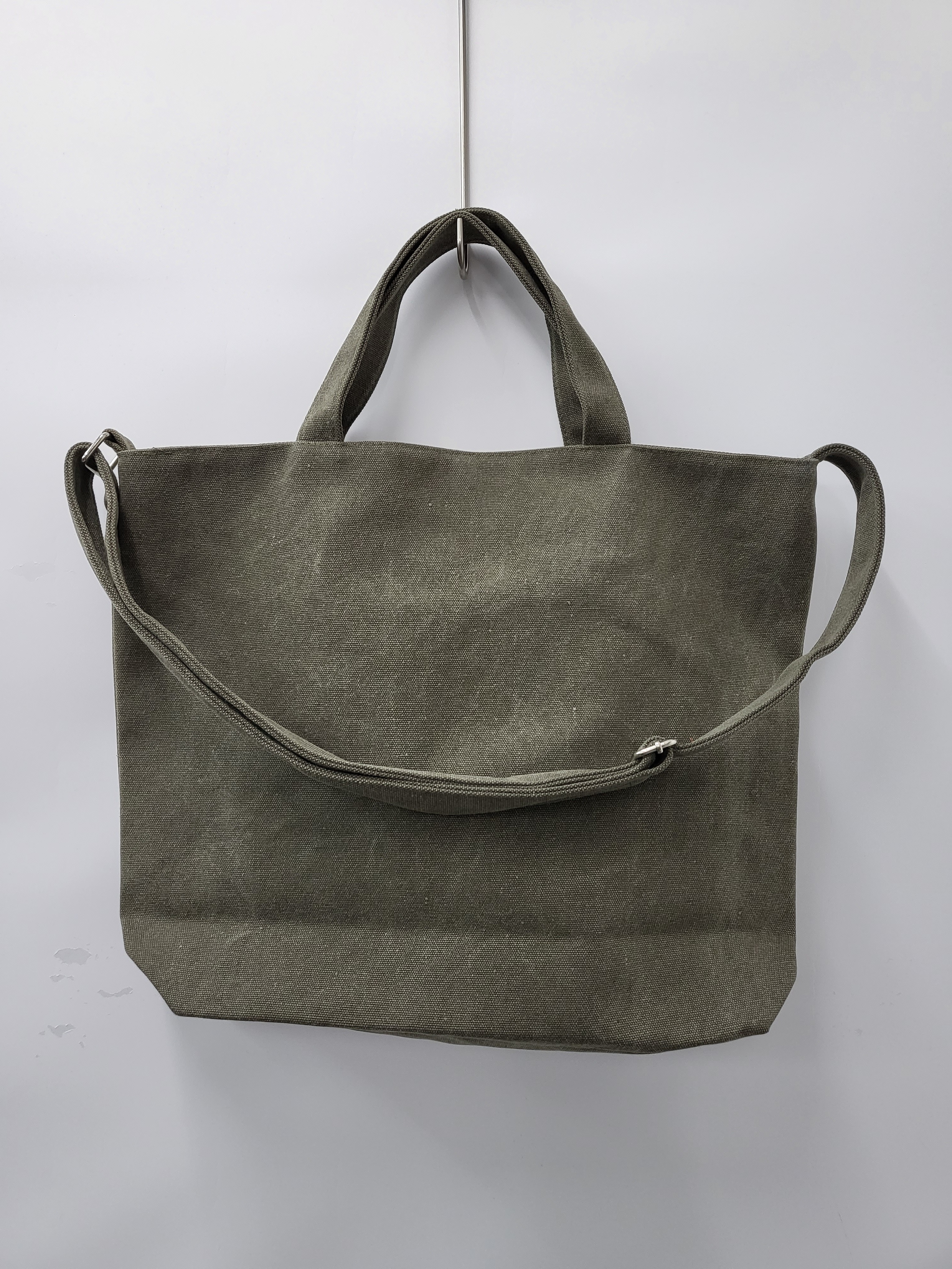 手挽兩用拉鍊斜孭袋 B344