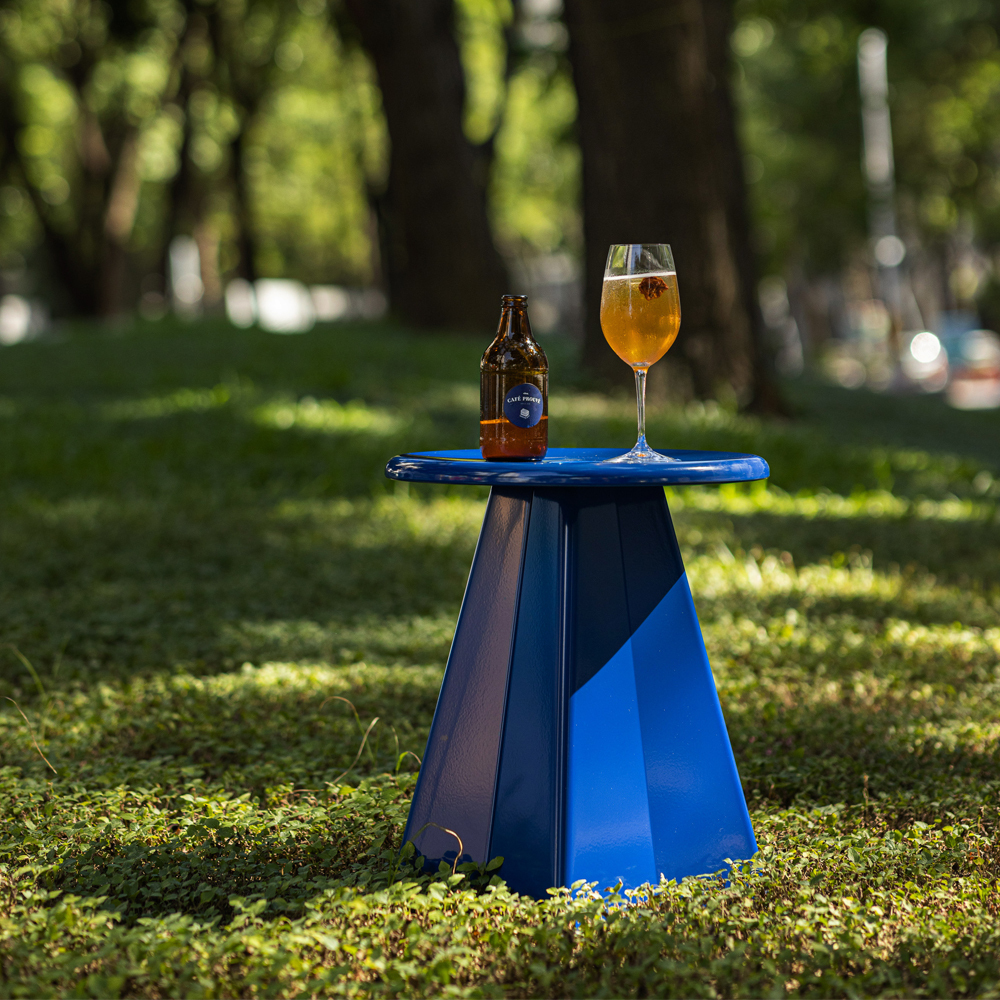 Tabouret Metallique 金屬邊几凳