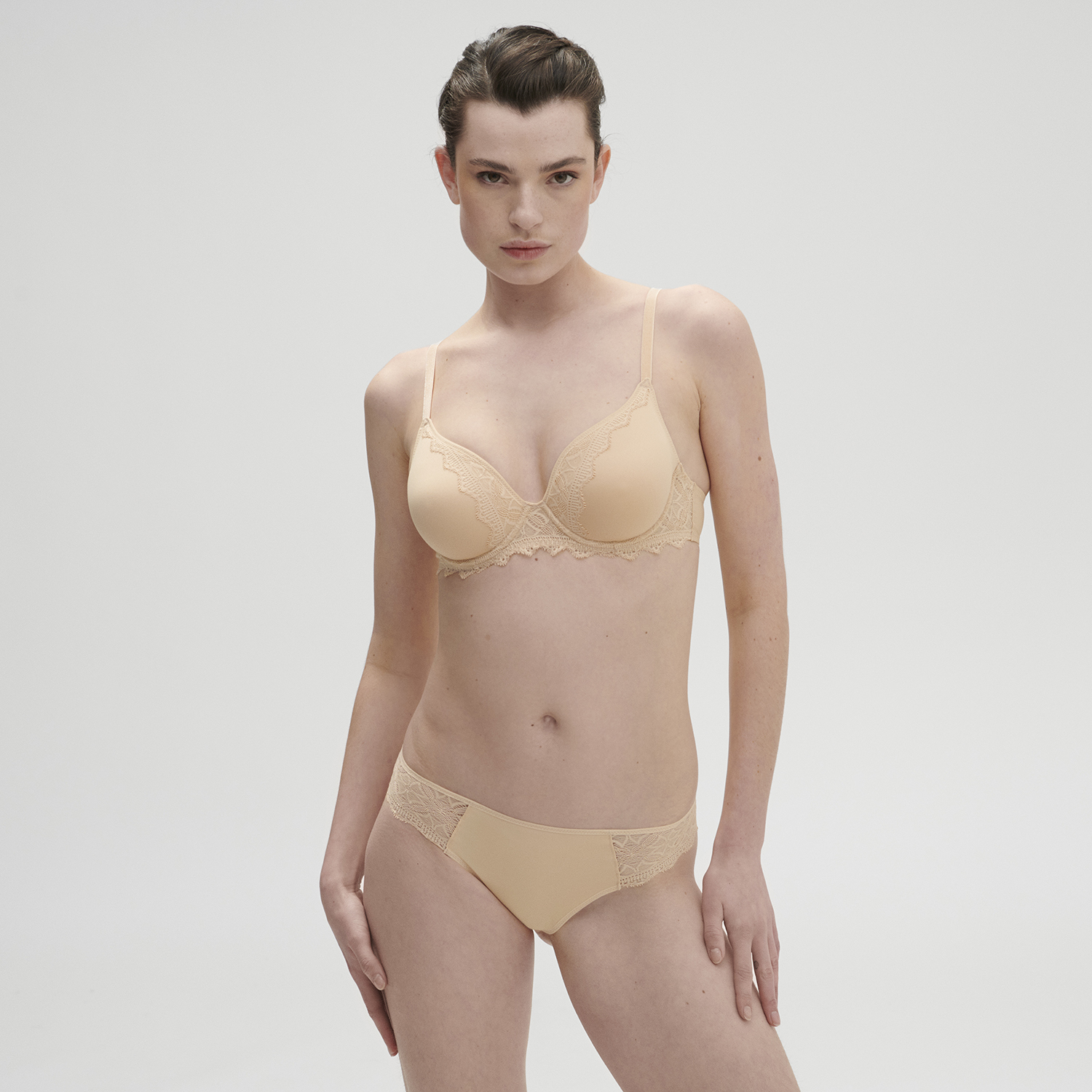 ESCALE 駐足 3D立體美型胸罩 香草色