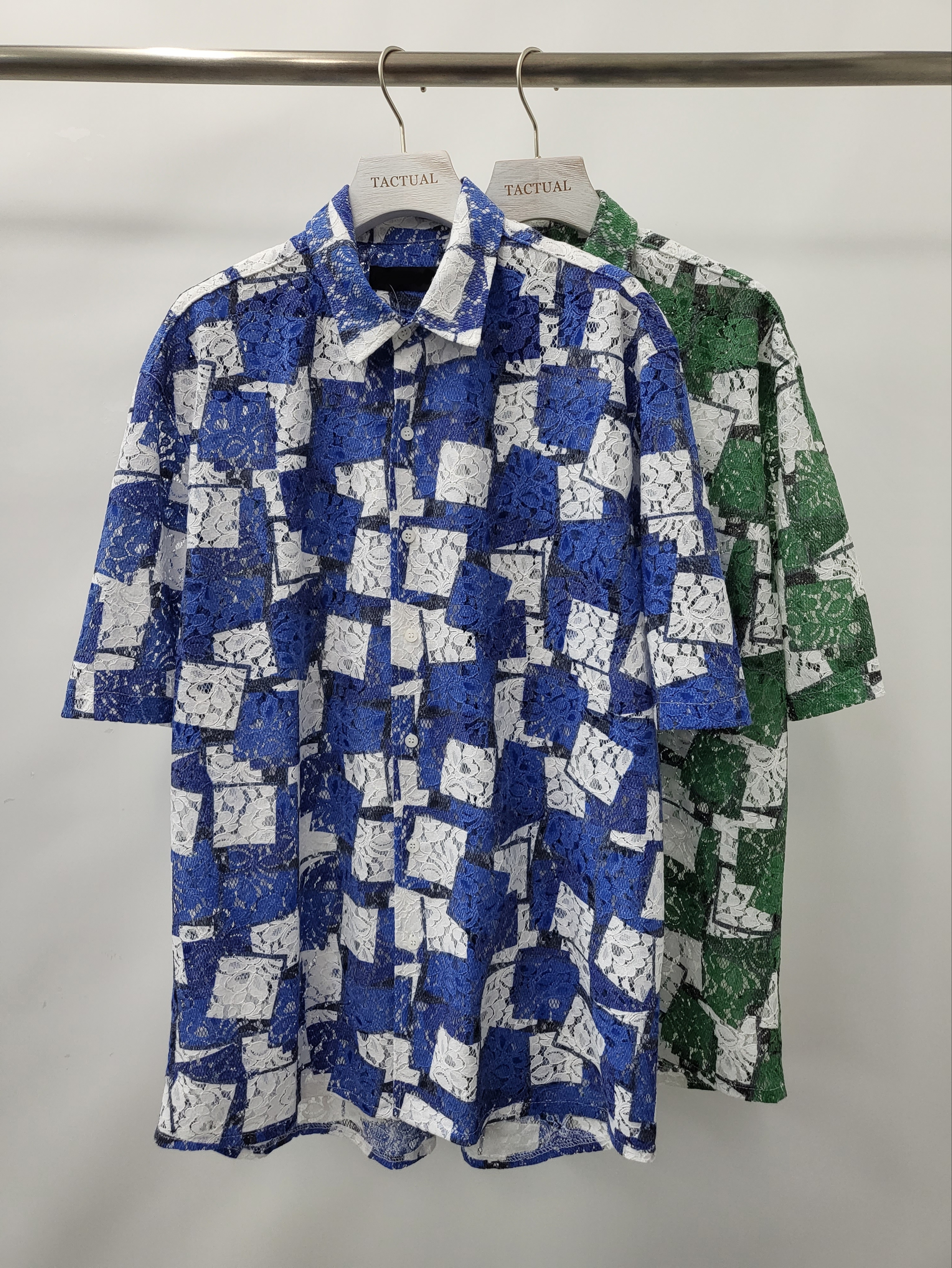 格紋通花短袖恤衫 S2142