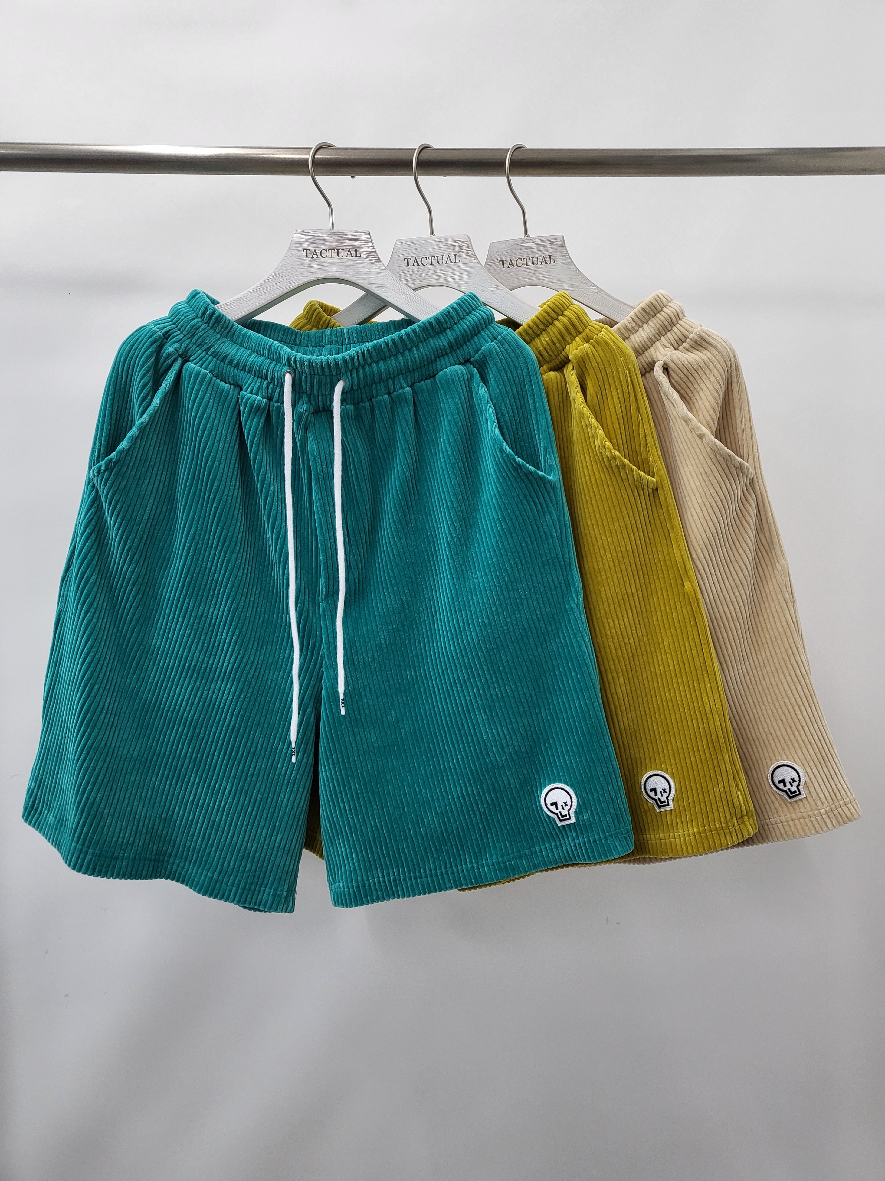 燈心絨骷髏碩圖案短褲 P2578