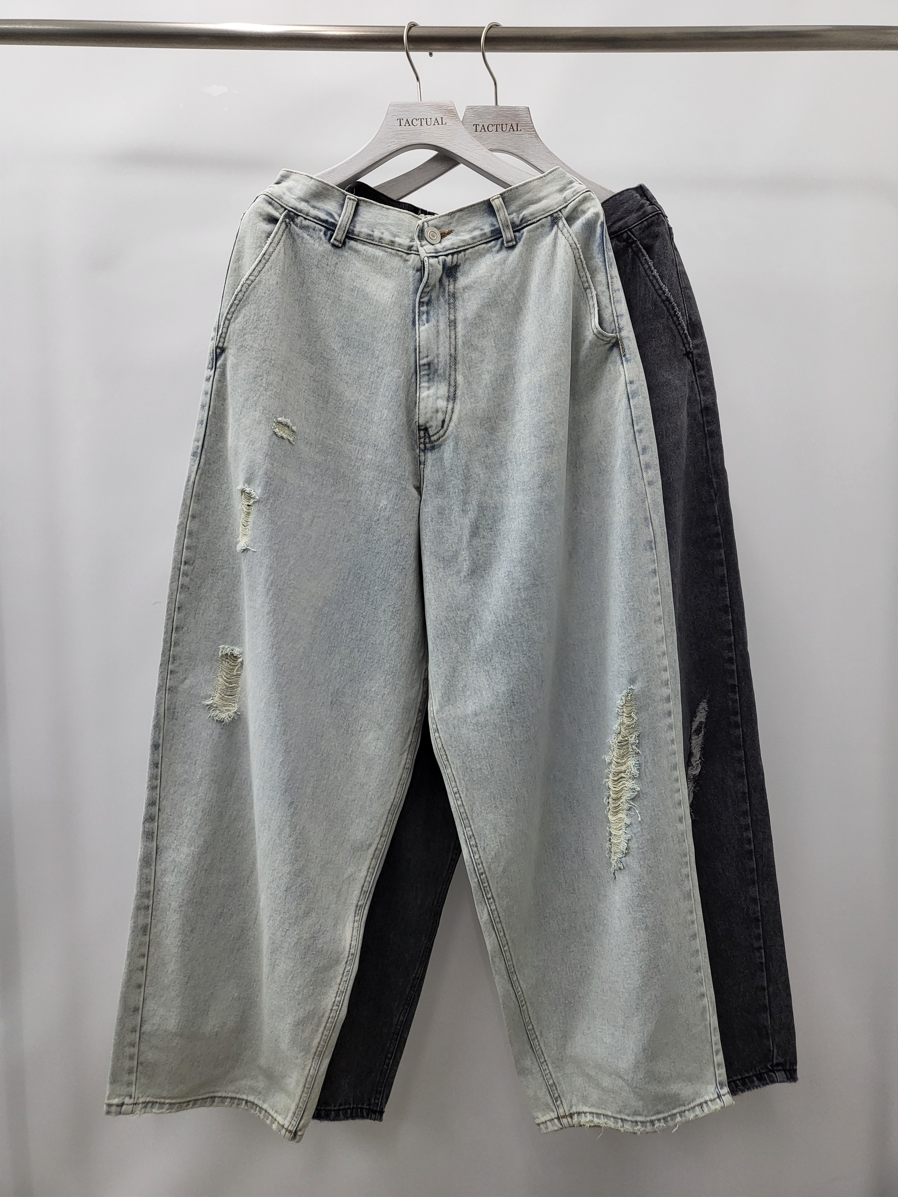 洗水破洞鬆身牛仔褲 J695