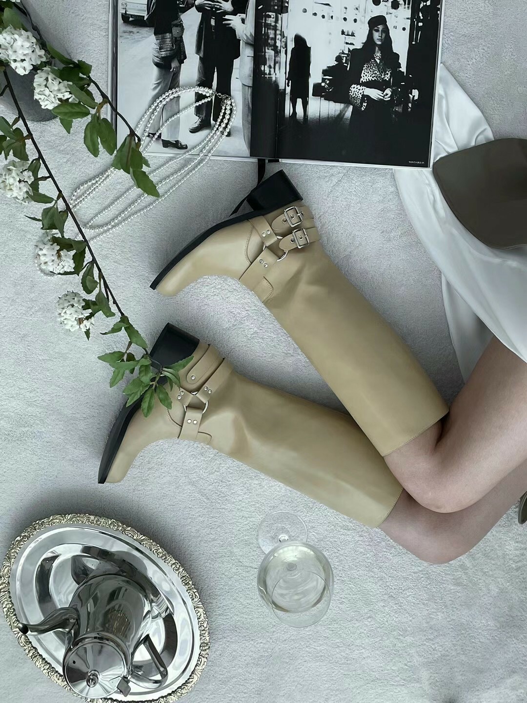 325粗跟皮帶長筒靴