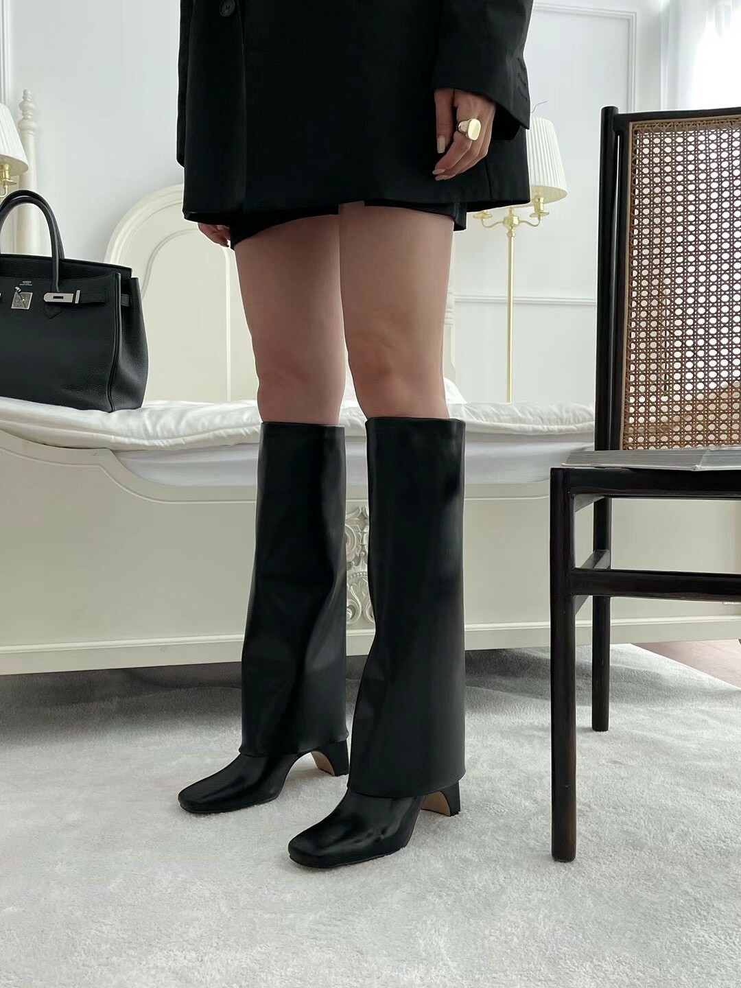 330方頭高跟皮質喇叭長襪靴