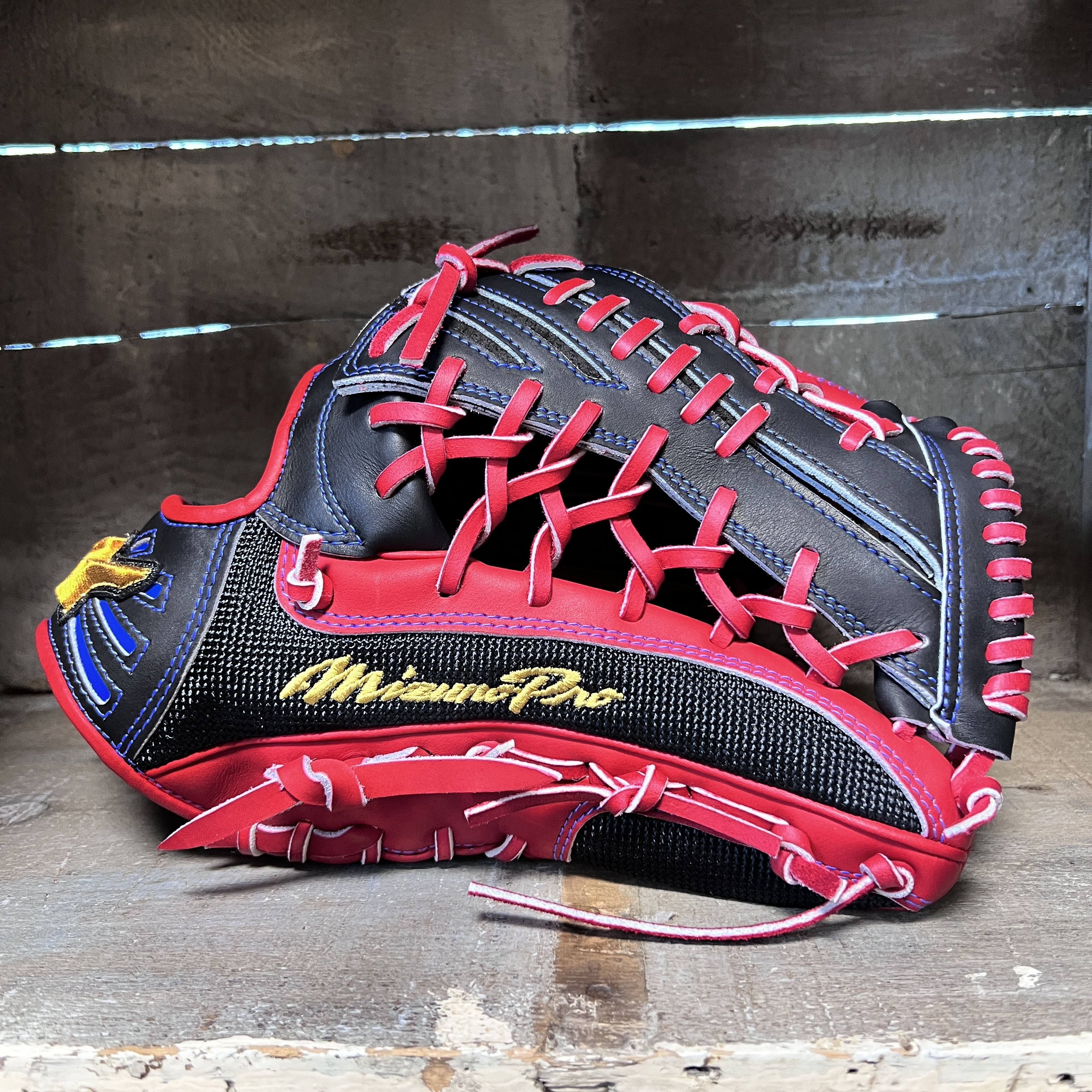 照片分享】 MizunoPro Order 硬式外野訂做手套岡島豪郎湯揉完成品