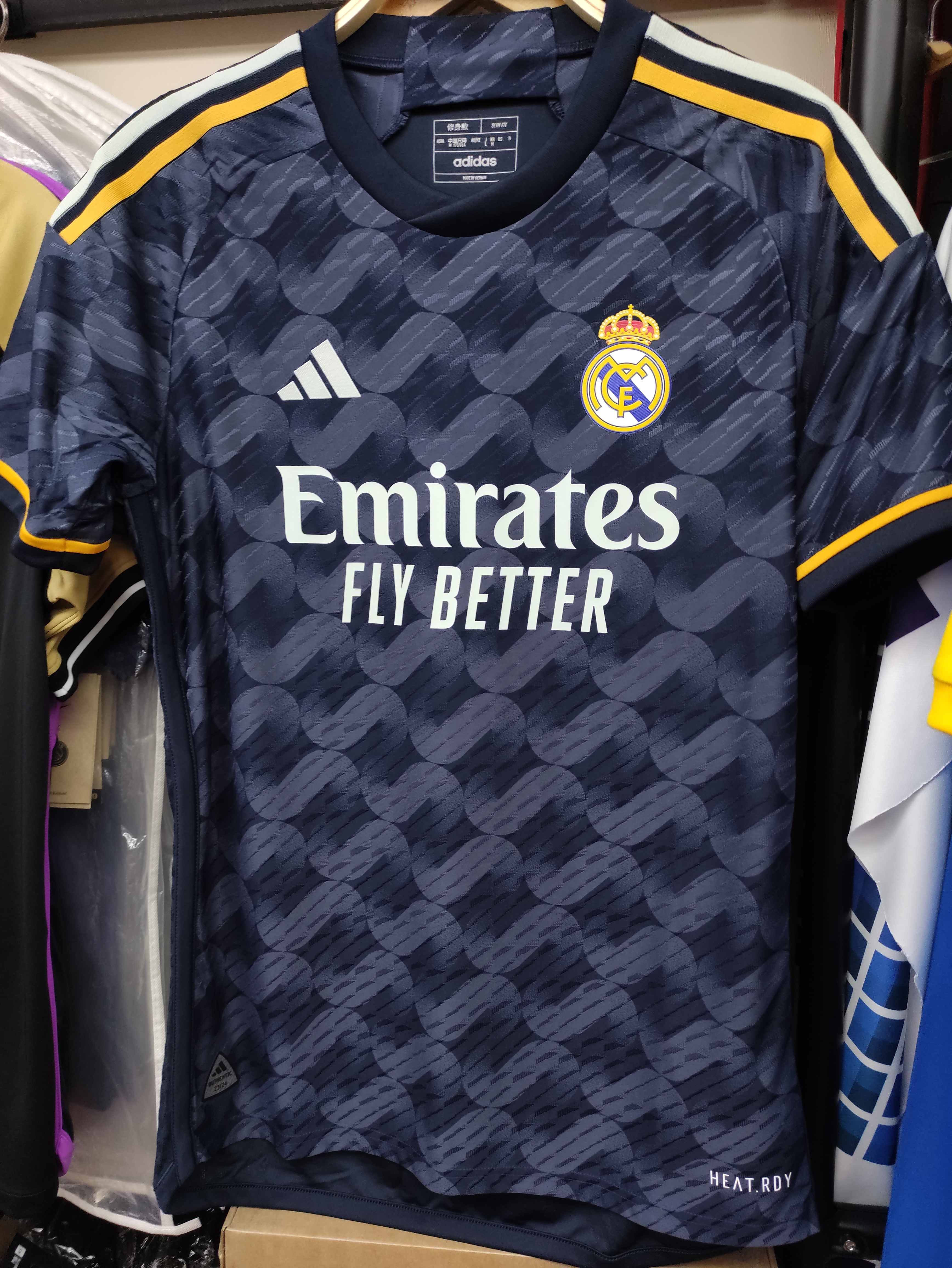 23-24皇家馬德里作客球員版球衣