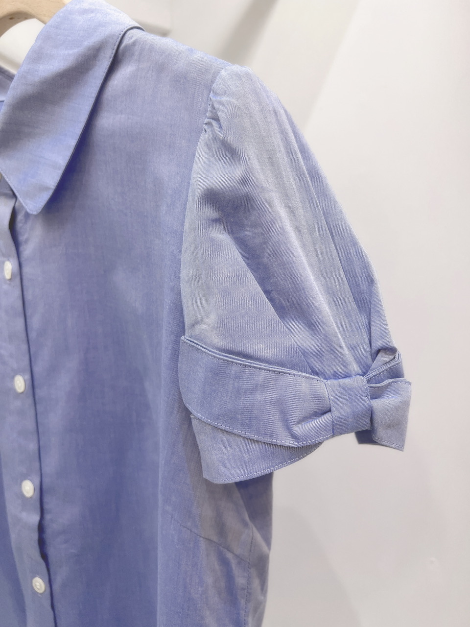 短袖蝴蝶結襯衫