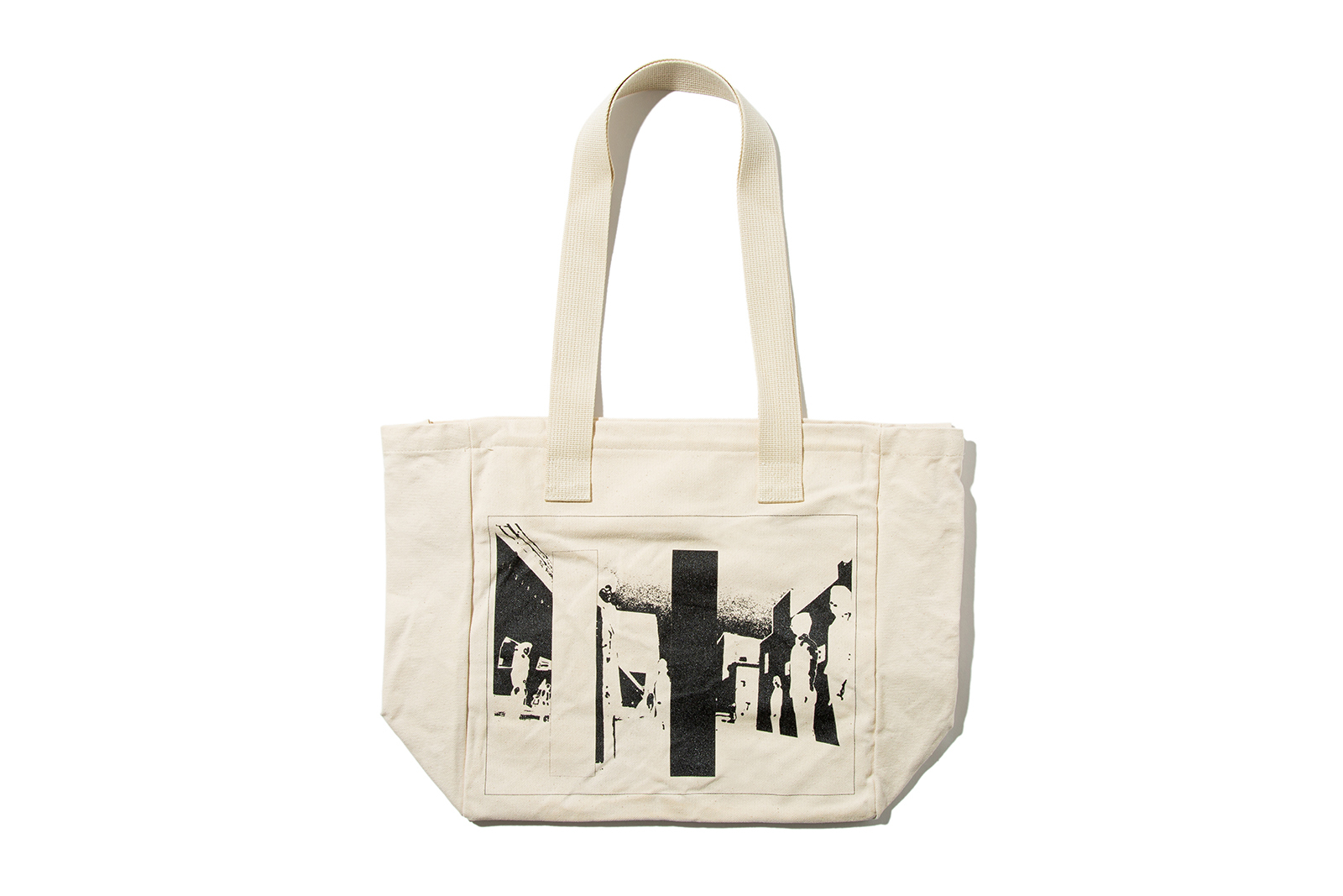C.E "BEHIND THE PILLAR TOTE BAG" (White)